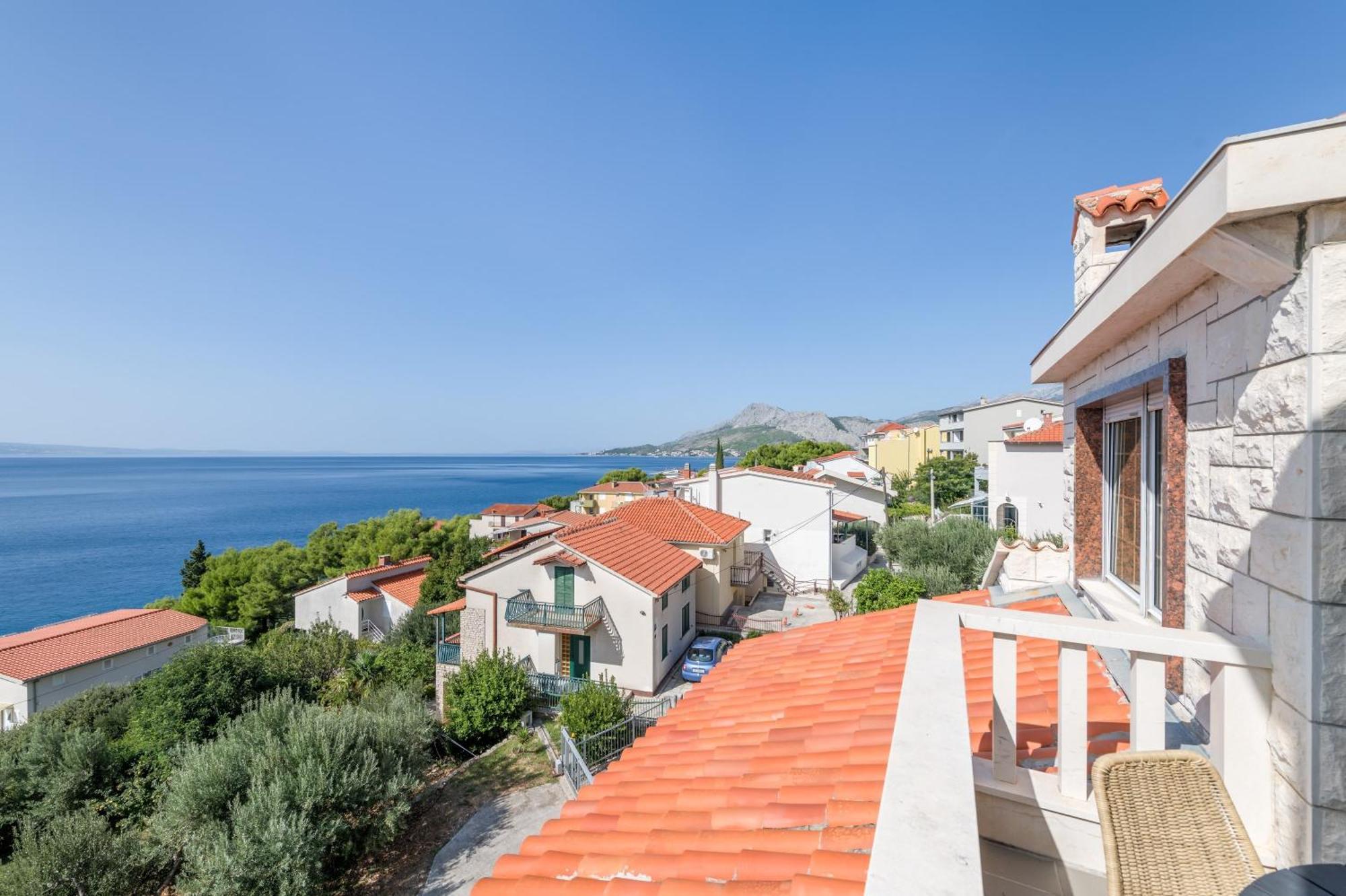 Apartments With Pool Vrdoljak Omiš Kamer foto
